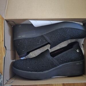 Women's Black Slip-On Shoes